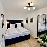 Newhoft Living Stadt-apartment דירה *