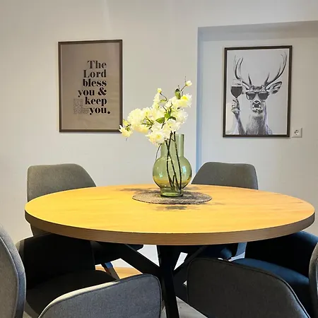 Newhoft Living Stadt-apartment דירה *