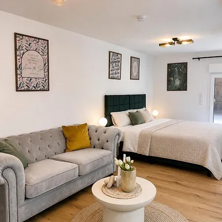 Newhoft Living Stadt-apartment Gernsbach