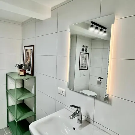 شقة Newhoft Living Stadt-apartment *